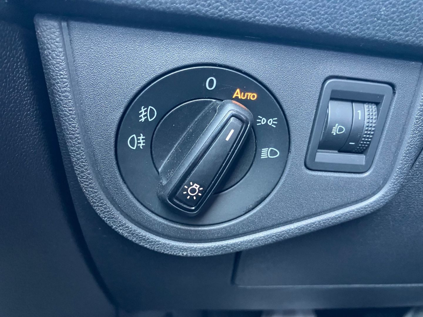 VOLKSWAGEN TAIGO en vente à Montauban chez votre mandataire automobile