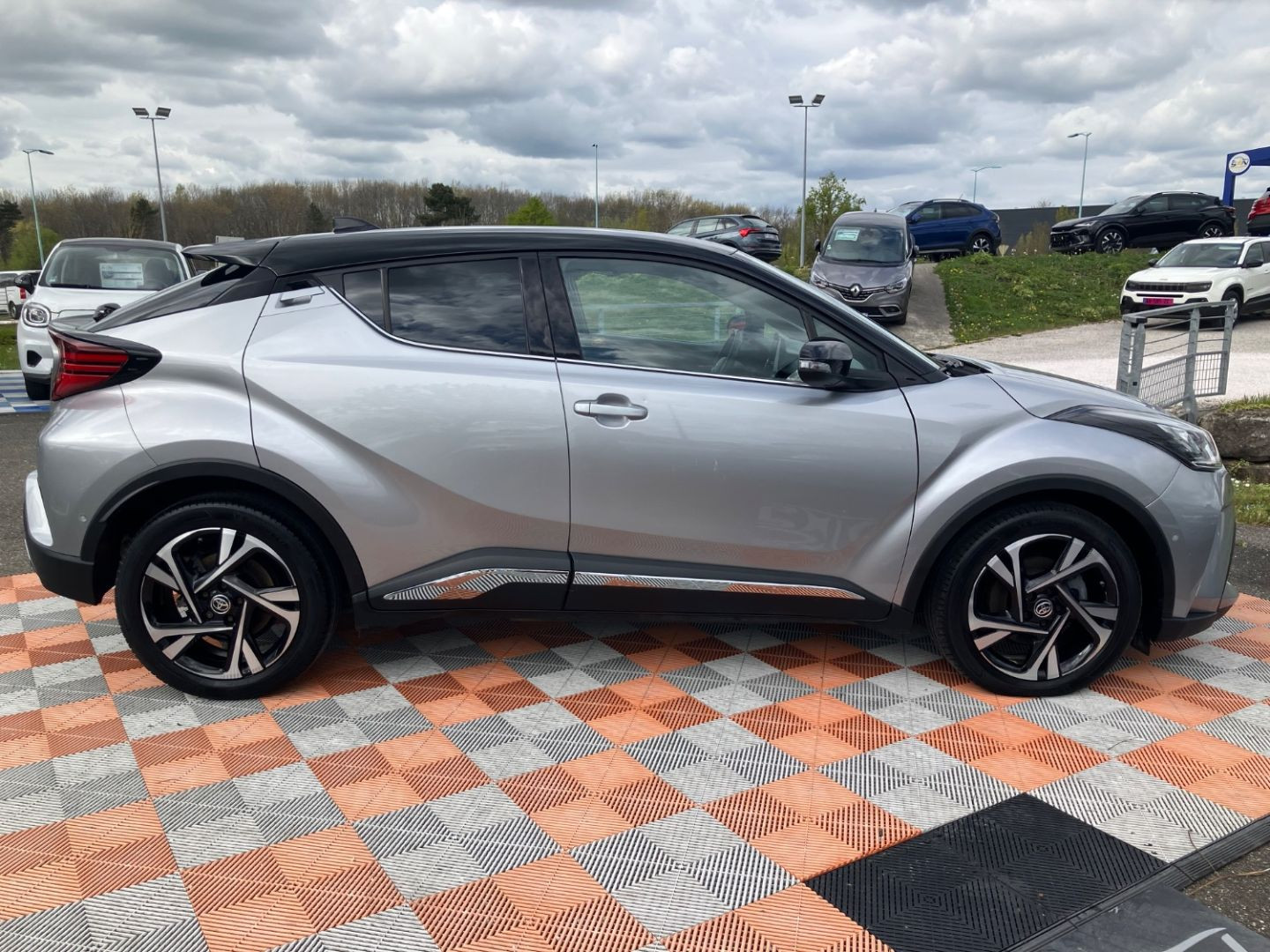 TOYOTA C-HR en vente à Montauban chez votre mandataire automobile