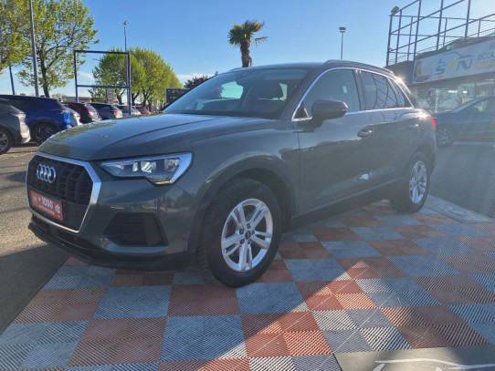 Acheter AUDI Q3 2.0 TDI 150 S-TRONIC QUATTRO DESIGN Caméra Hayon chez SN Diffusion