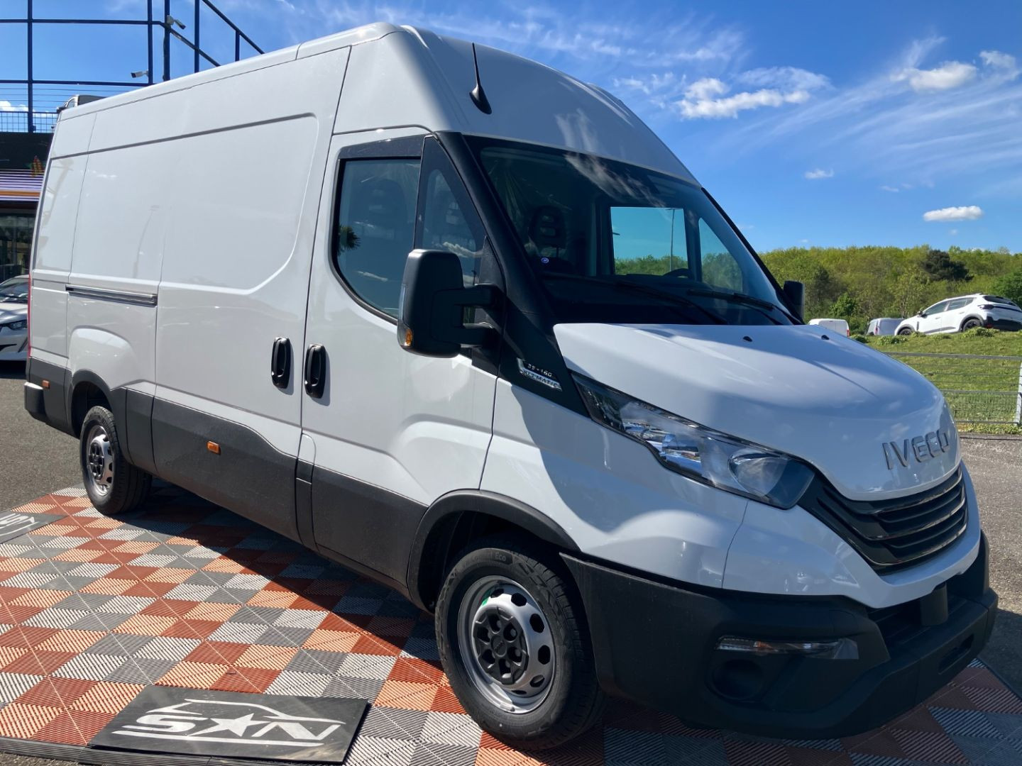 IVECO DAILY 35S FOURGON en vente à Montauban chez votre mandataire automobile