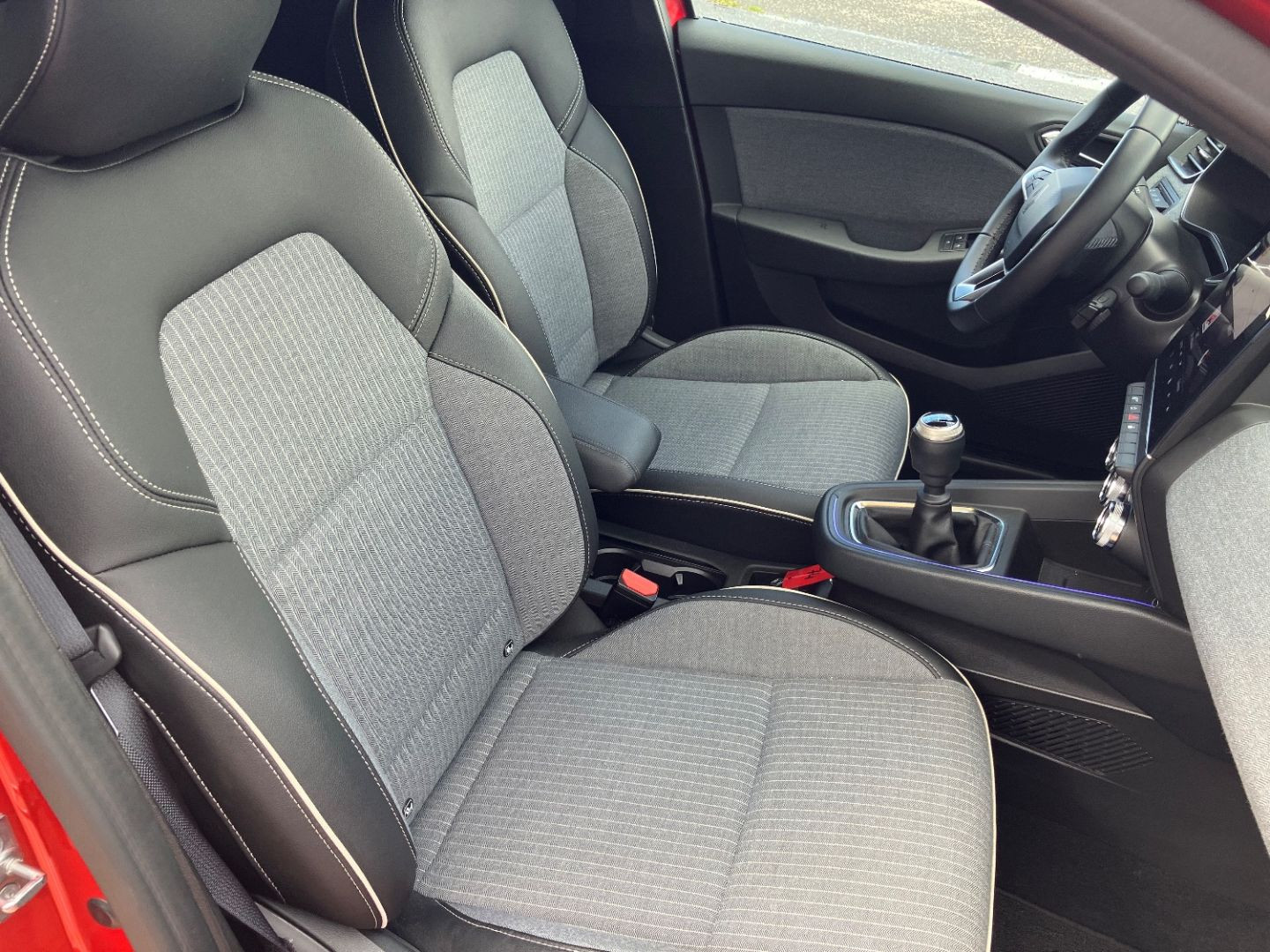 RENAULT CLIO V en vente à Montauban chez votre mandataire automobile