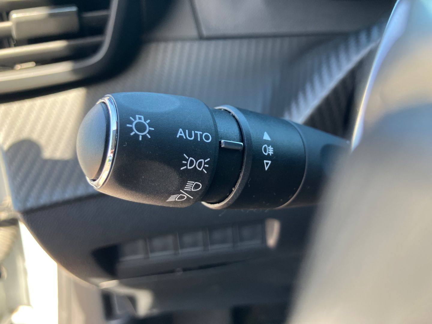 PEUGEOT 2008 en vente à Montauban chez votre mandataire automobile