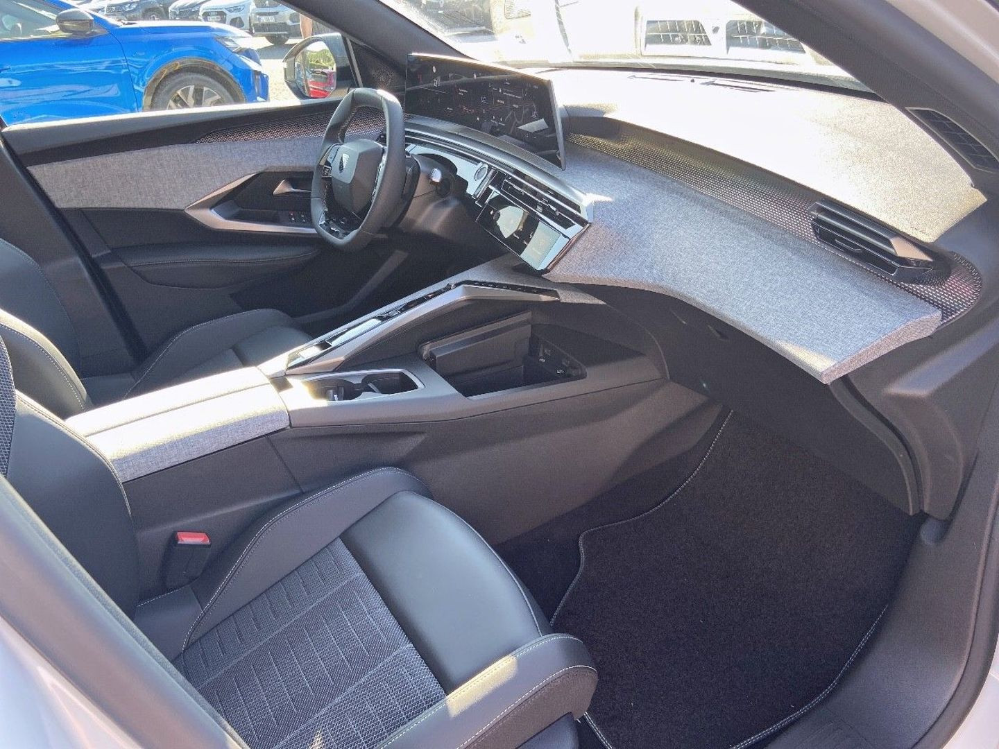 PEUGEOT 3008 en vente à Montauban chez votre mandataire automobile