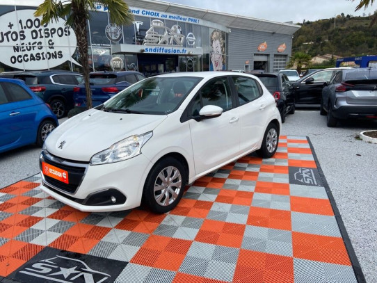 Acheter PEUGEOT 208 Affaire BlueHDi 100 PREMIUM PACK GPS Caméra 2PL chez SN Diffusion
