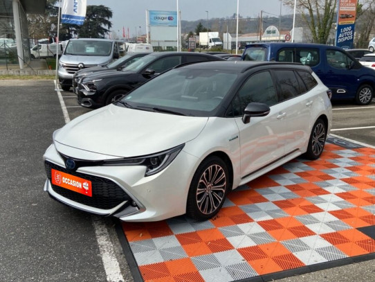 Acheter TOYOTA COROLLA TOURING SPORT 1.8 HYBRID 122 COLLECTION chez SN Diffusion