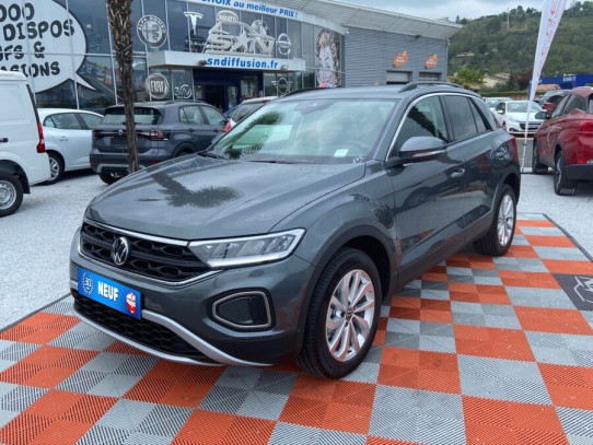Acheter VOLKSWAGEN T-Roc NEW 1.5 TSI 150 DSG7 LIFE GPS Caméra Cockpit JA 17" chez SN Diffusion
