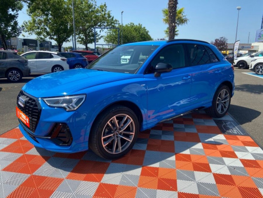 Acheter AUDI Q3 35 TDI 150 S TRONIC S LINE Black Line Toit JA 19" chez SN Diffusion