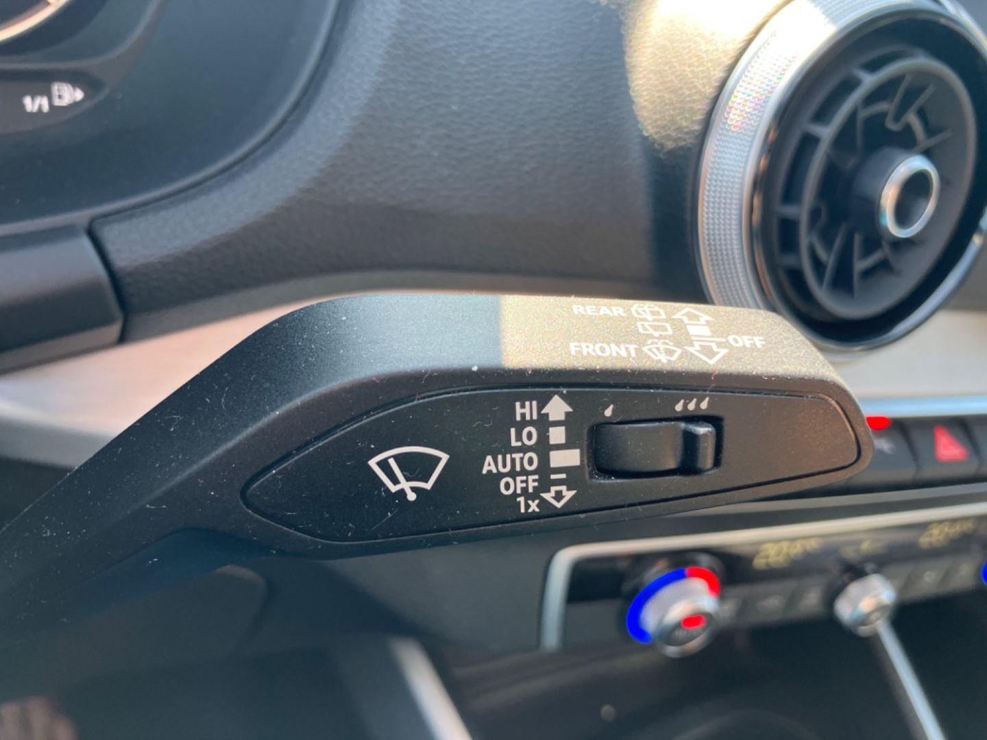 AUDI Q2 en vente à Cahors chez votre mandataire automobile