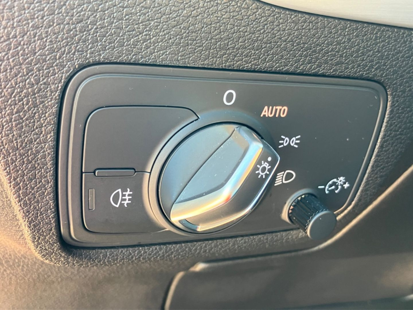 AUDI Q2 en vente à Cahors chez votre mandataire automobile