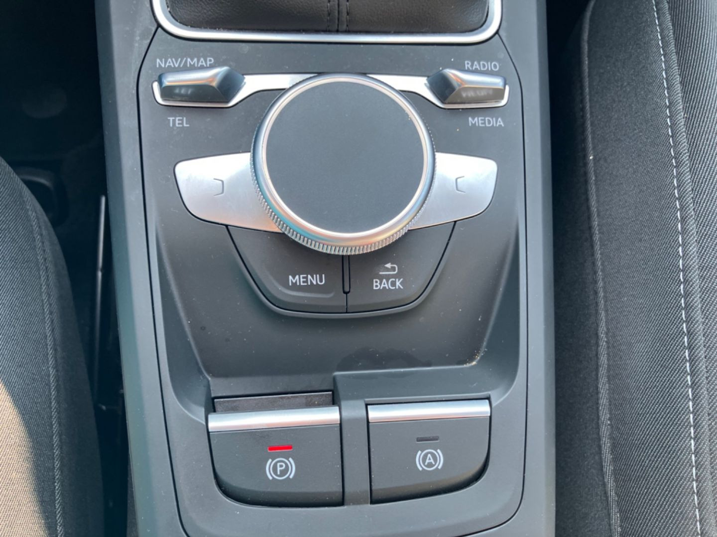 AUDI Q2 en vente à Cahors chez votre mandataire automobile