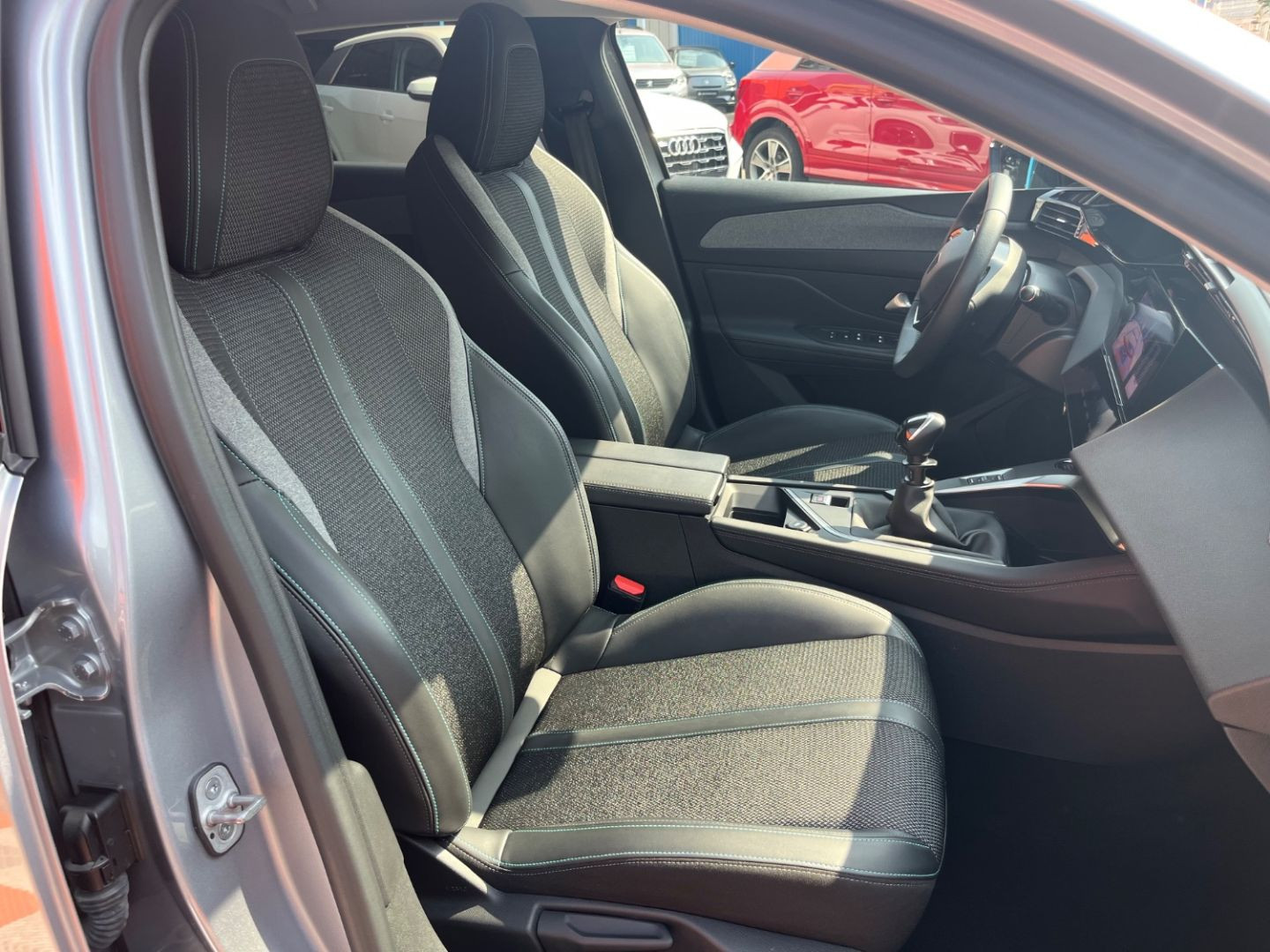 PEUGEOT 308 en vente à Cahors chez votre mandataire automobile