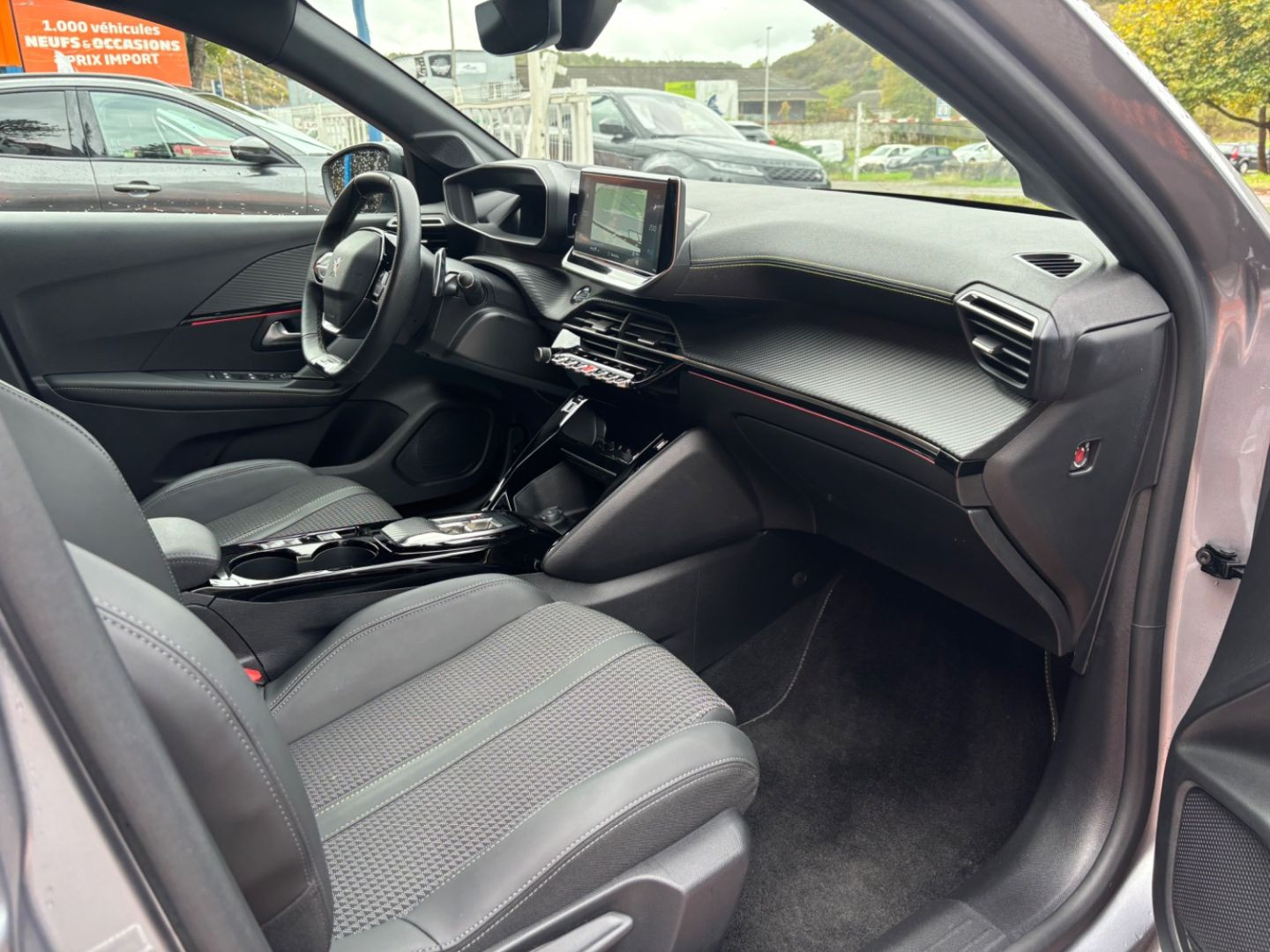 PEUGEOT 208 en vente à Cahors chez votre mandataire automobile