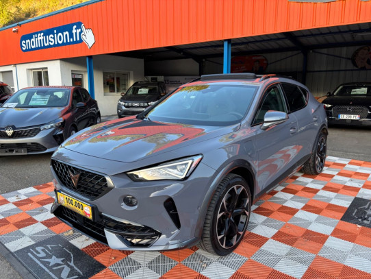 Acheter CUPRA Formentor 1.4 E-HYBRID 245 DSG6 VZ Toit Ouvrant GPS JA 19" 1°Main chez SN Diffusion