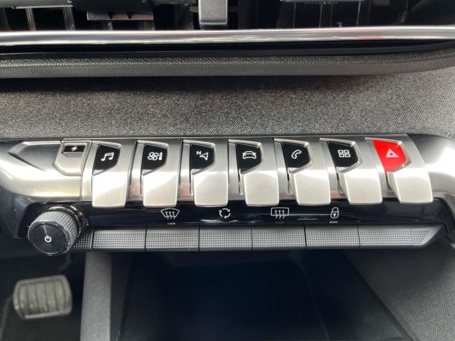 PEUGEOT 3008 en vente à Cahors chez votre mandataire automobile