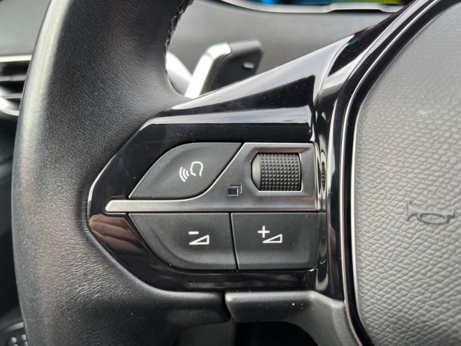 PEUGEOT 3008 en vente à Cahors chez votre mandataire automobile