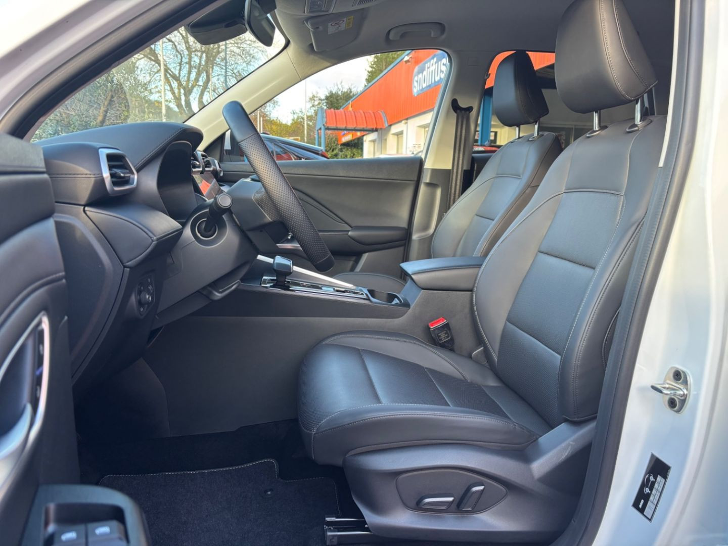 MG MG ZS 3 en vente à Cahors chez votre mandataire automobile