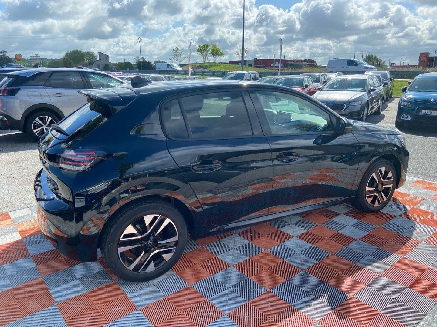 PEUGEOT 208 en vente à Cahors chez votre mandataire automobile