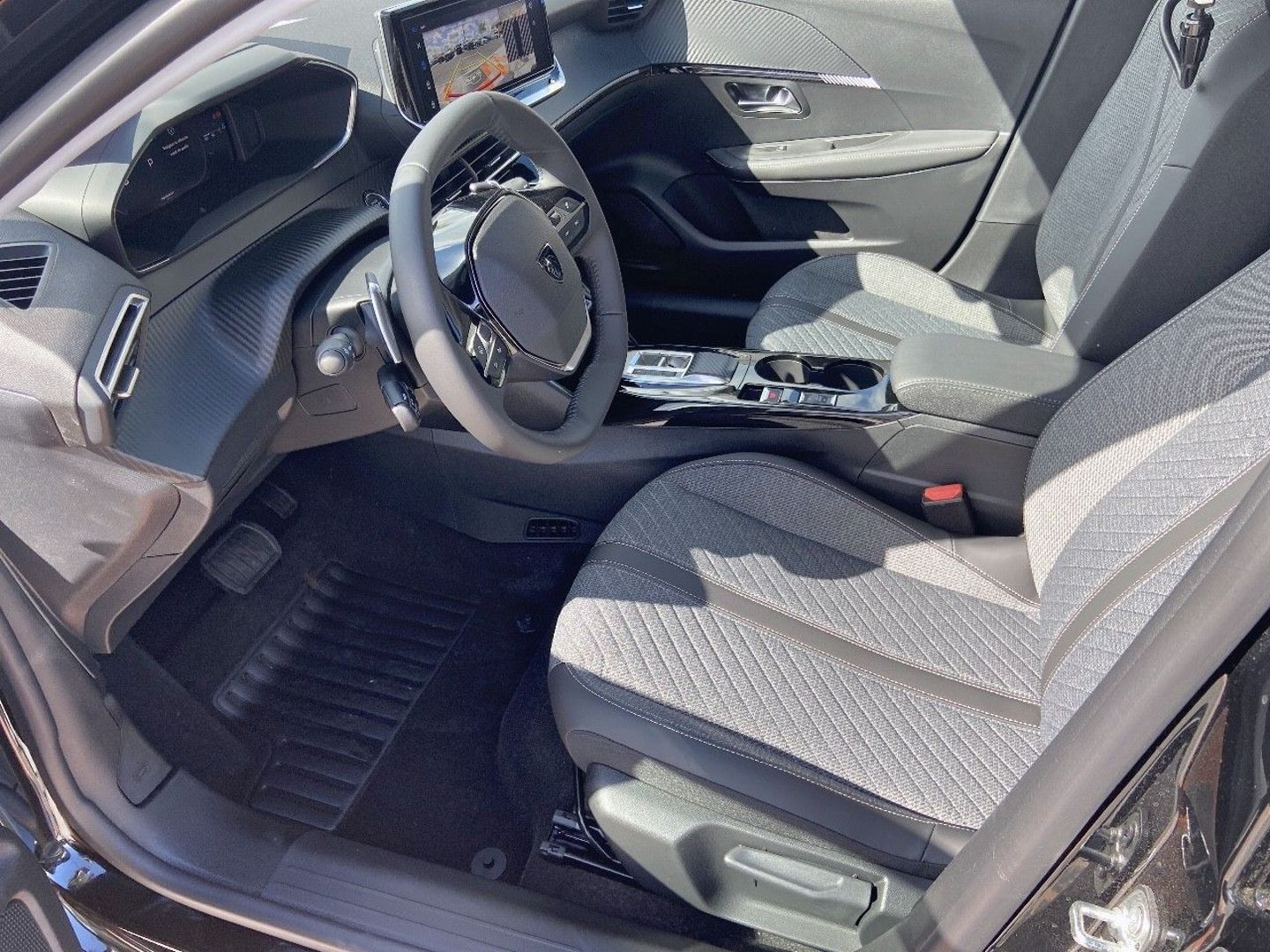 PEUGEOT 208 en vente à Cahors chez votre mandataire automobile