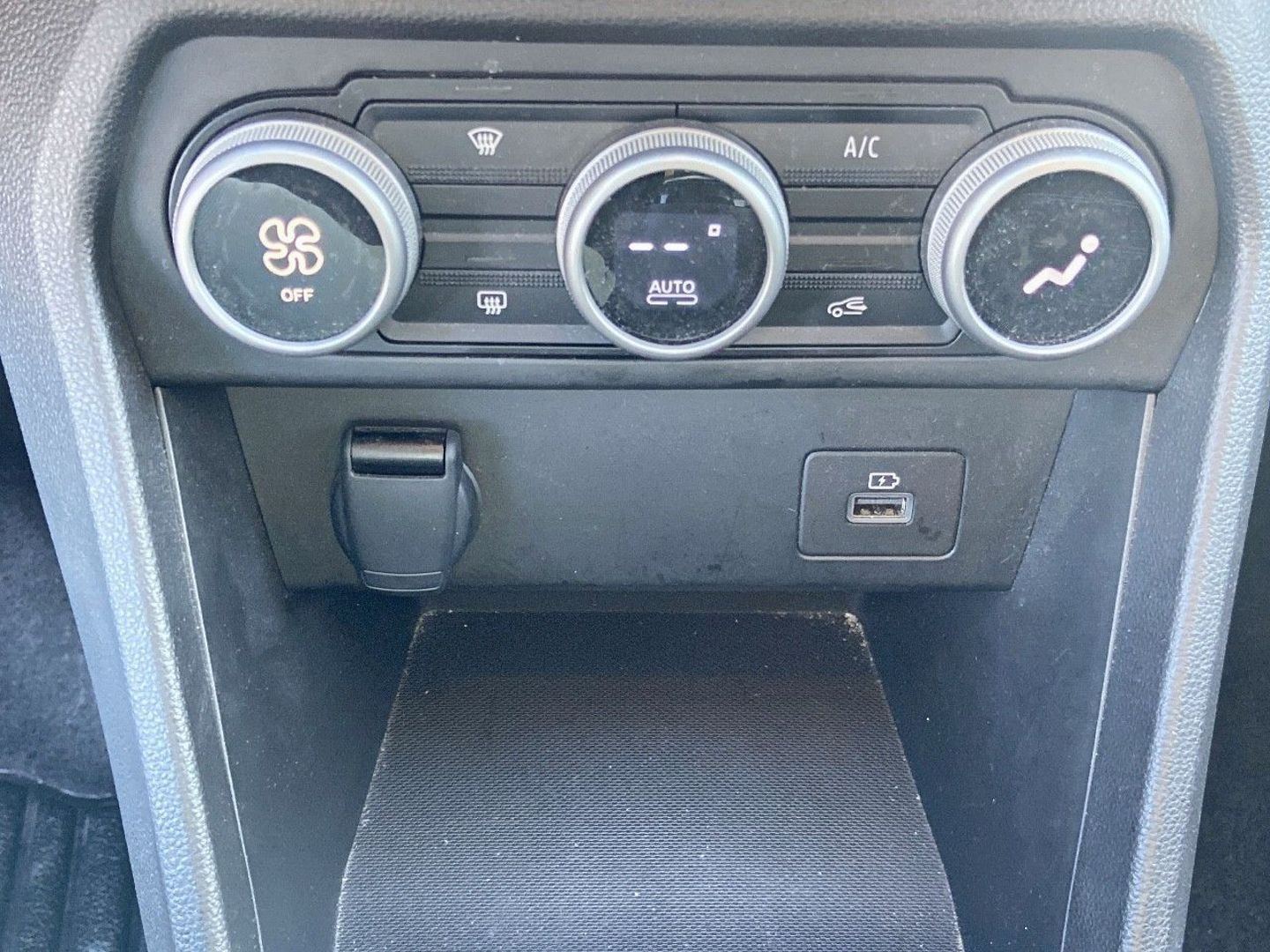 DACIA JOGGER en vente à Cahors chez votre mandataire automobile