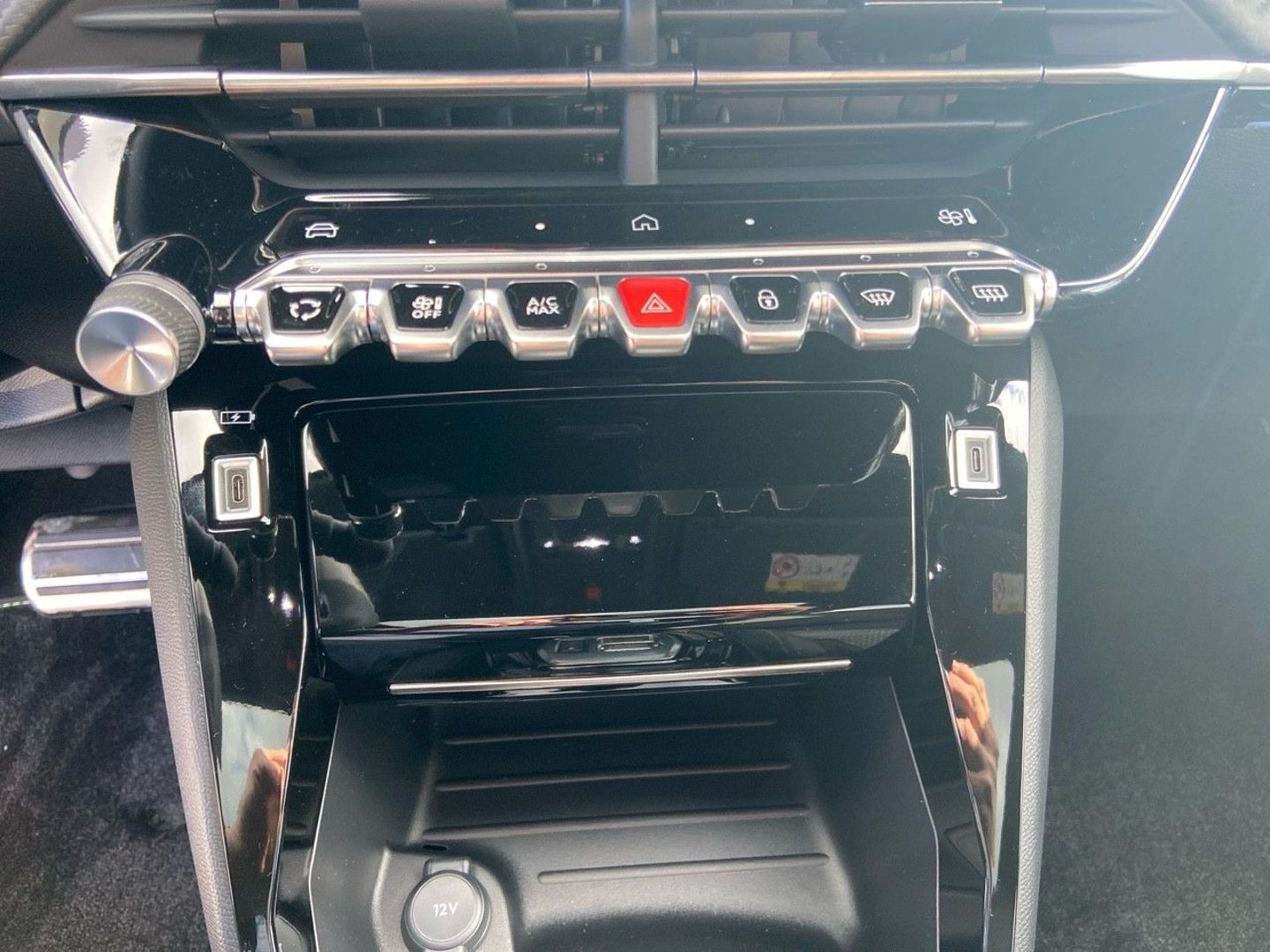 PEUGEOT 208 en vente à Cahors chez votre mandataire automobile