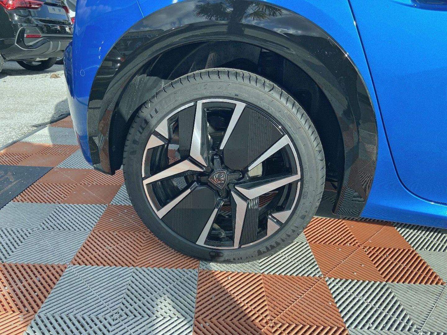 PEUGEOT 208 en vente à Cahors chez votre mandataire automobile