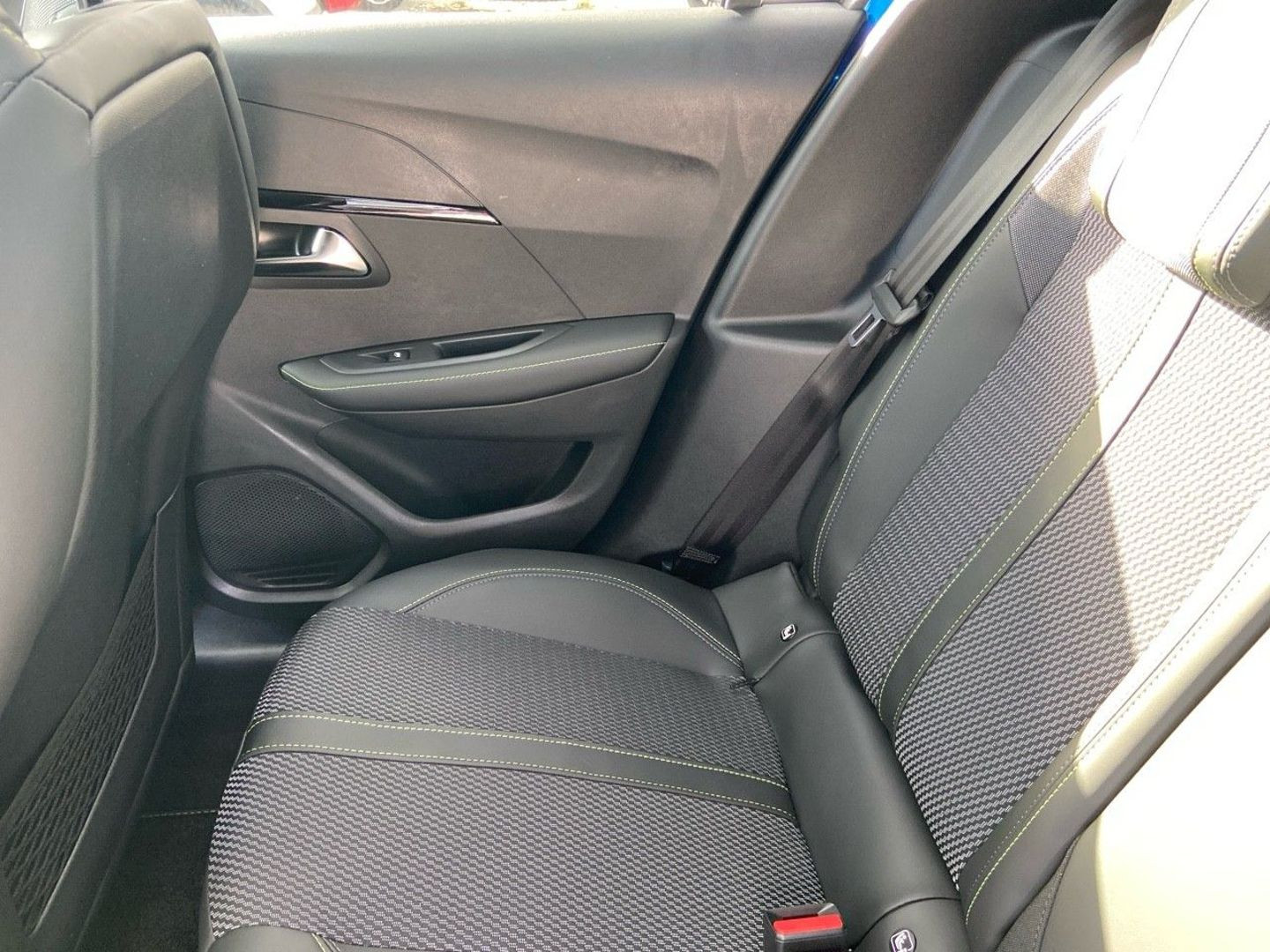 PEUGEOT 208 en vente à Cahors chez votre mandataire automobile