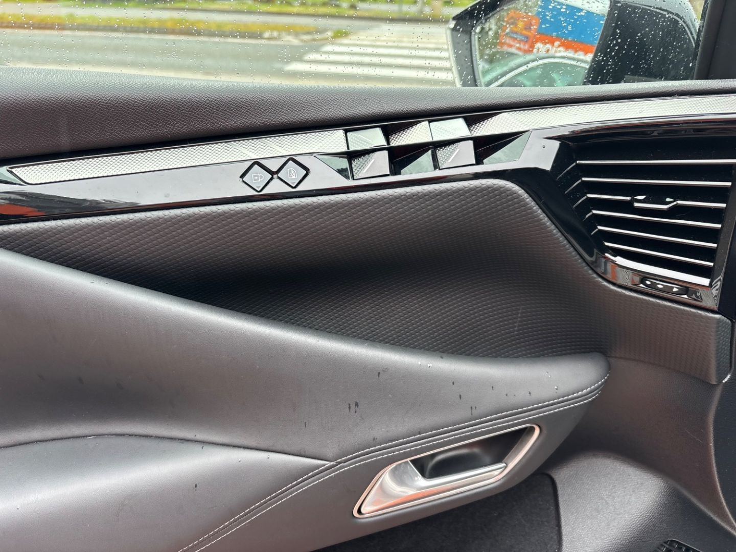 DS DS4 en vente à Cahors chez votre mandataire automobile