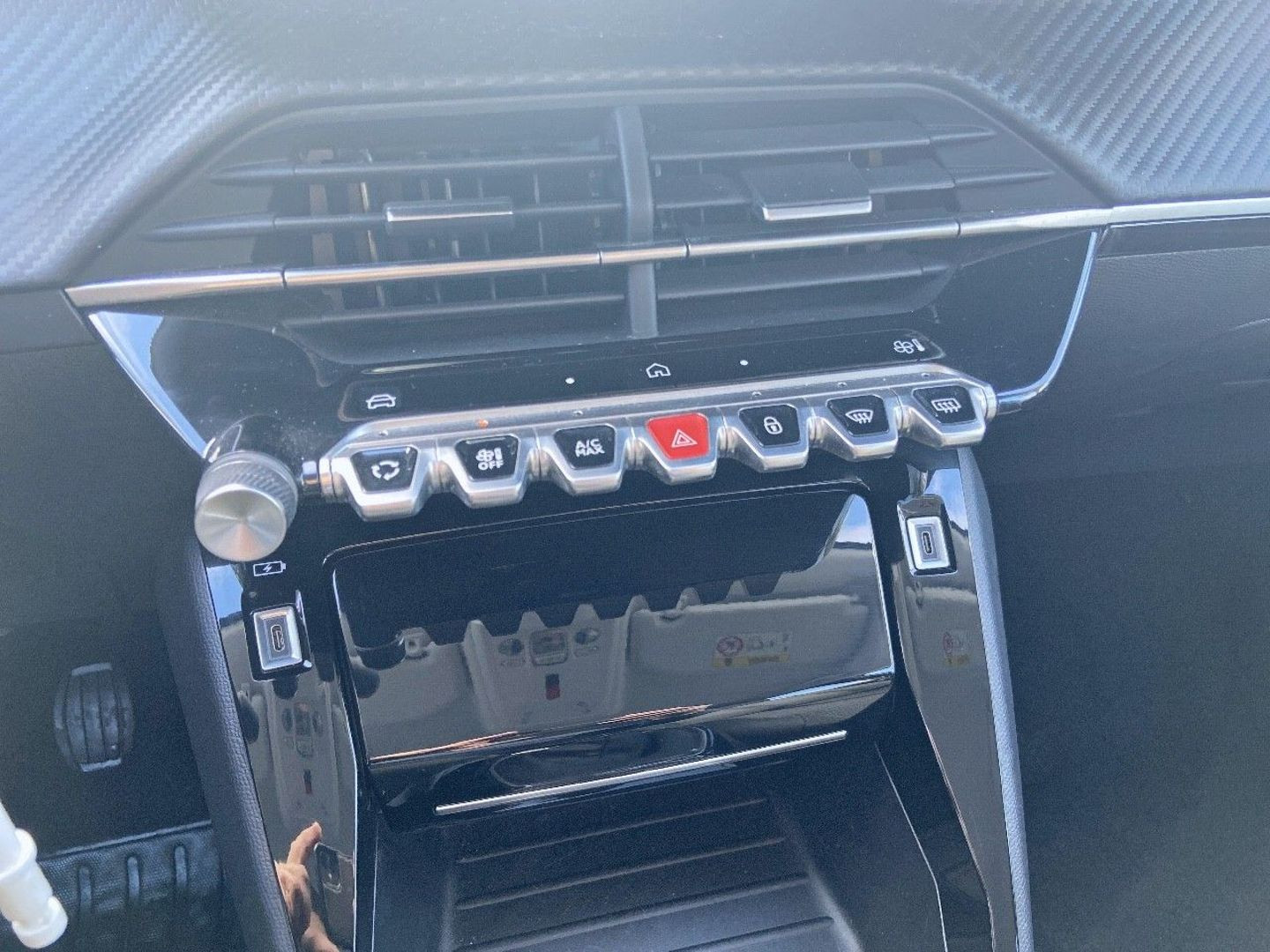 PEUGEOT 208 en vente à Cahors chez votre mandataire automobile