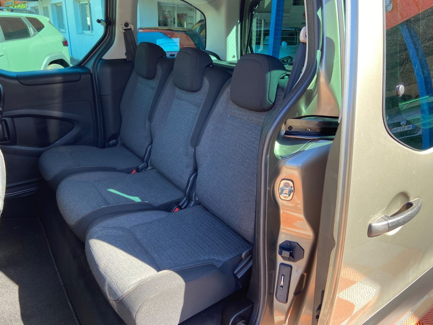 CITROEN Berlingo en vente à Cahors chez votre mandataire automobile