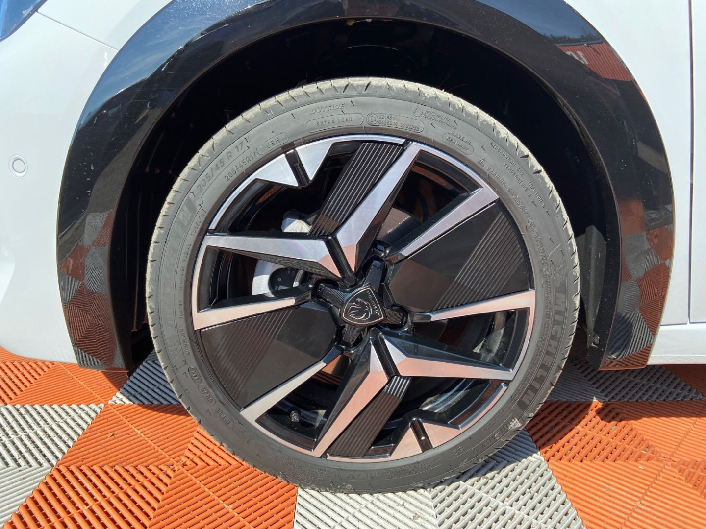 PEUGEOT 208 en vente à Cahors chez votre mandataire automobile