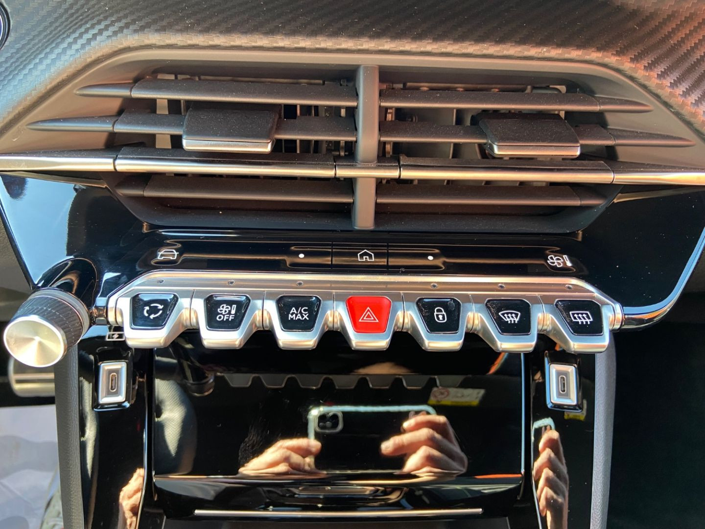 PEUGEOT 208 en vente à Cahors chez votre mandataire automobile