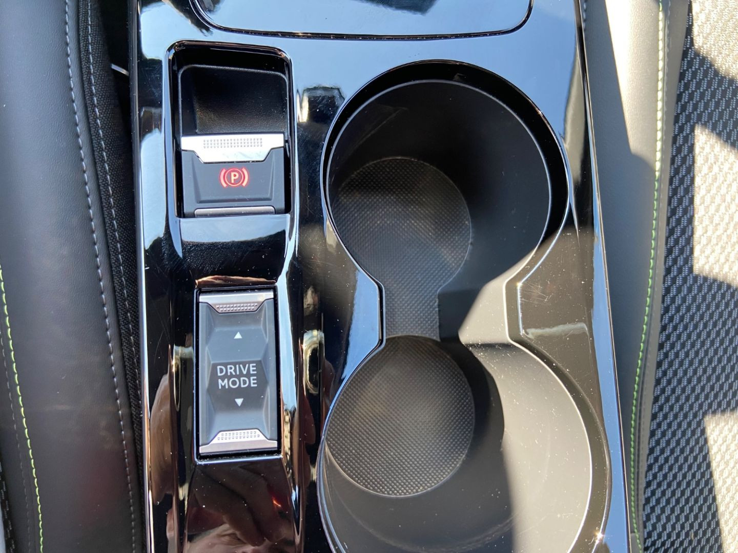 PEUGEOT 208 en vente à Cahors chez votre mandataire automobile