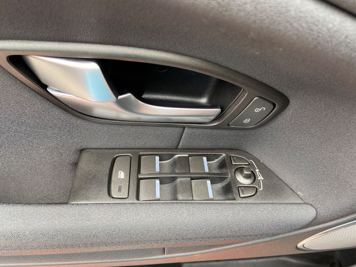 LAND ROVER RANGE ROVER EVOQUE en vente à Cahors chez votre mandataire automobile