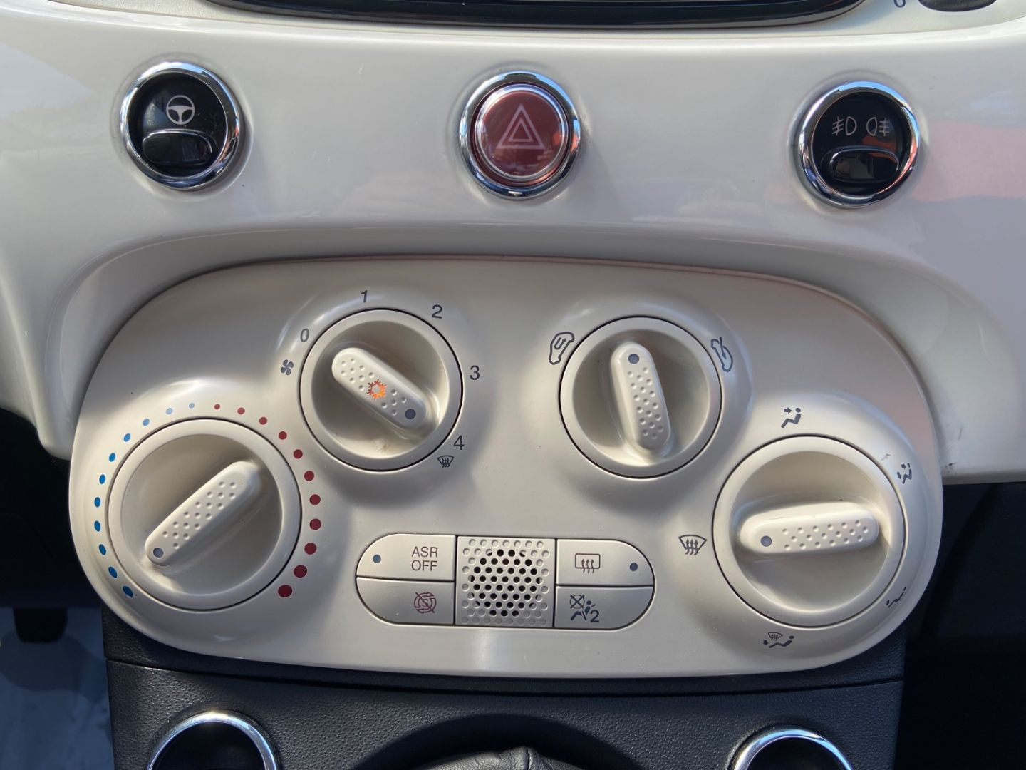 FIAT 500 C en vente à Cahors chez votre mandataire automobile