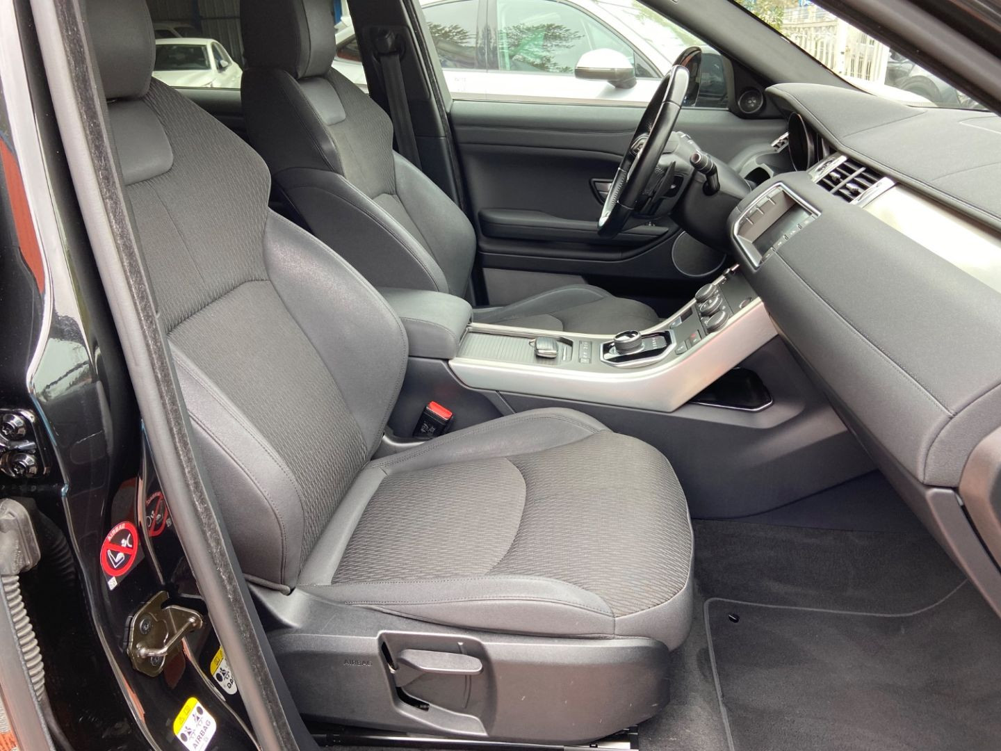 LAND ROVER RANGE ROVER EVOQUE en vente à Cahors chez votre mandataire automobile