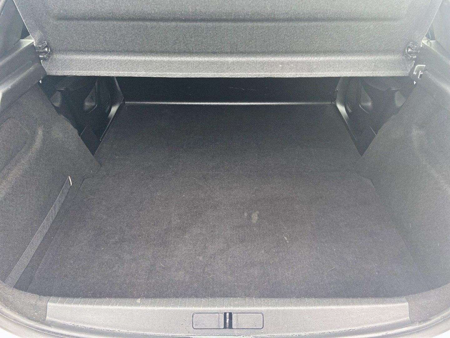 PEUGEOT 208 Affaire en vente à Cahors chez votre mandataire automobile
