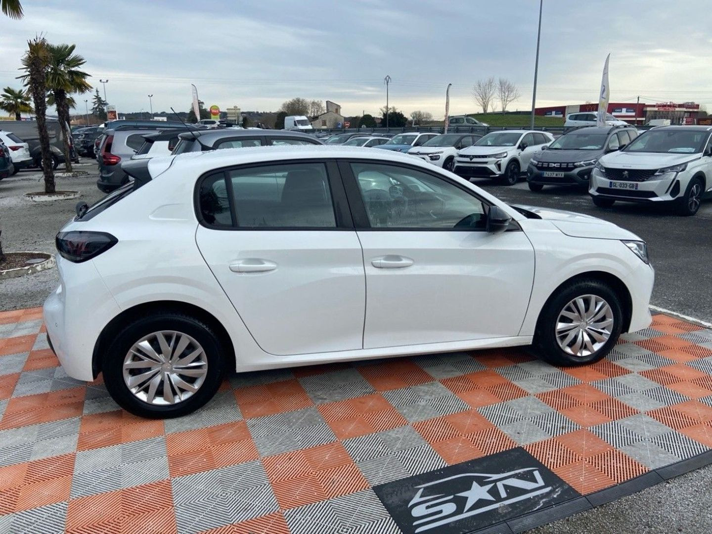 PEUGEOT 208 Affaire en vente à Cahors chez votre mandataire automobile