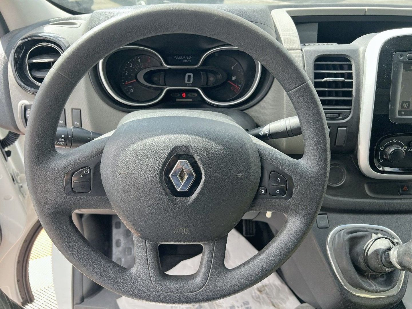 RENAULT TRAFIC FOURGON en vente à Cahors chez votre mandataire automobile