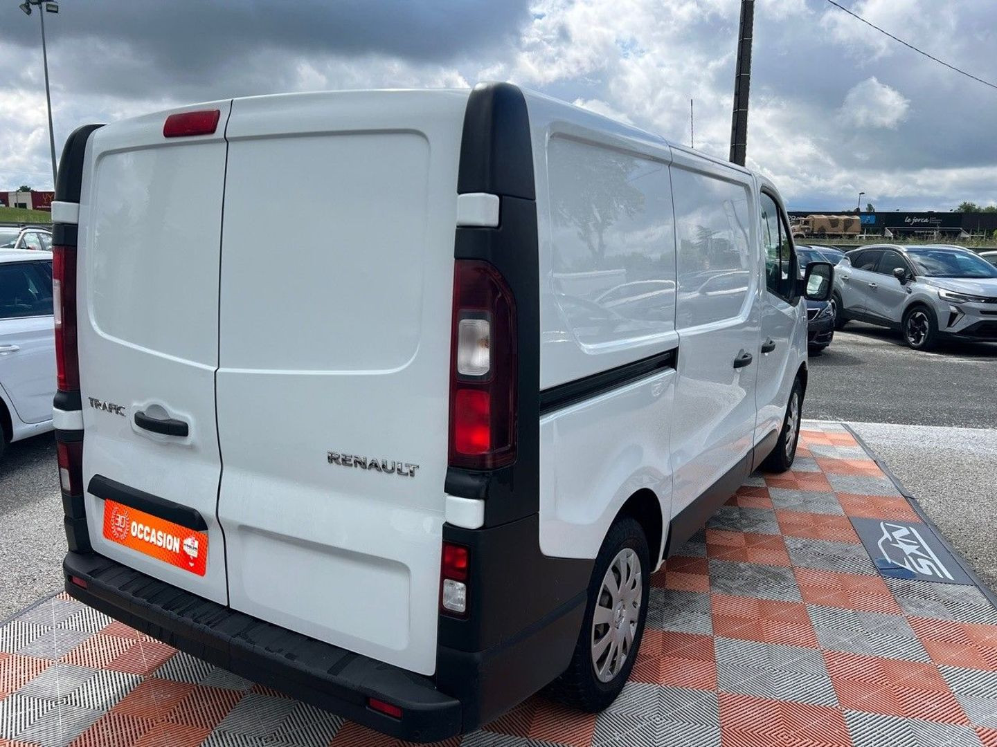 RENAULT TRAFIC FOURGON en vente à Cahors chez votre mandataire automobile