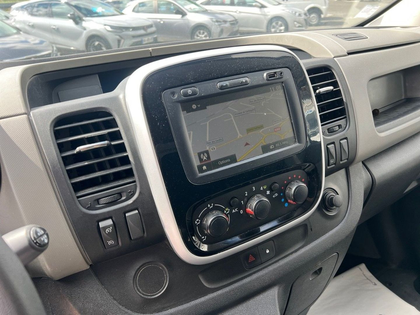 RENAULT TRAFIC FOURGON en vente à Cahors chez votre mandataire automobile