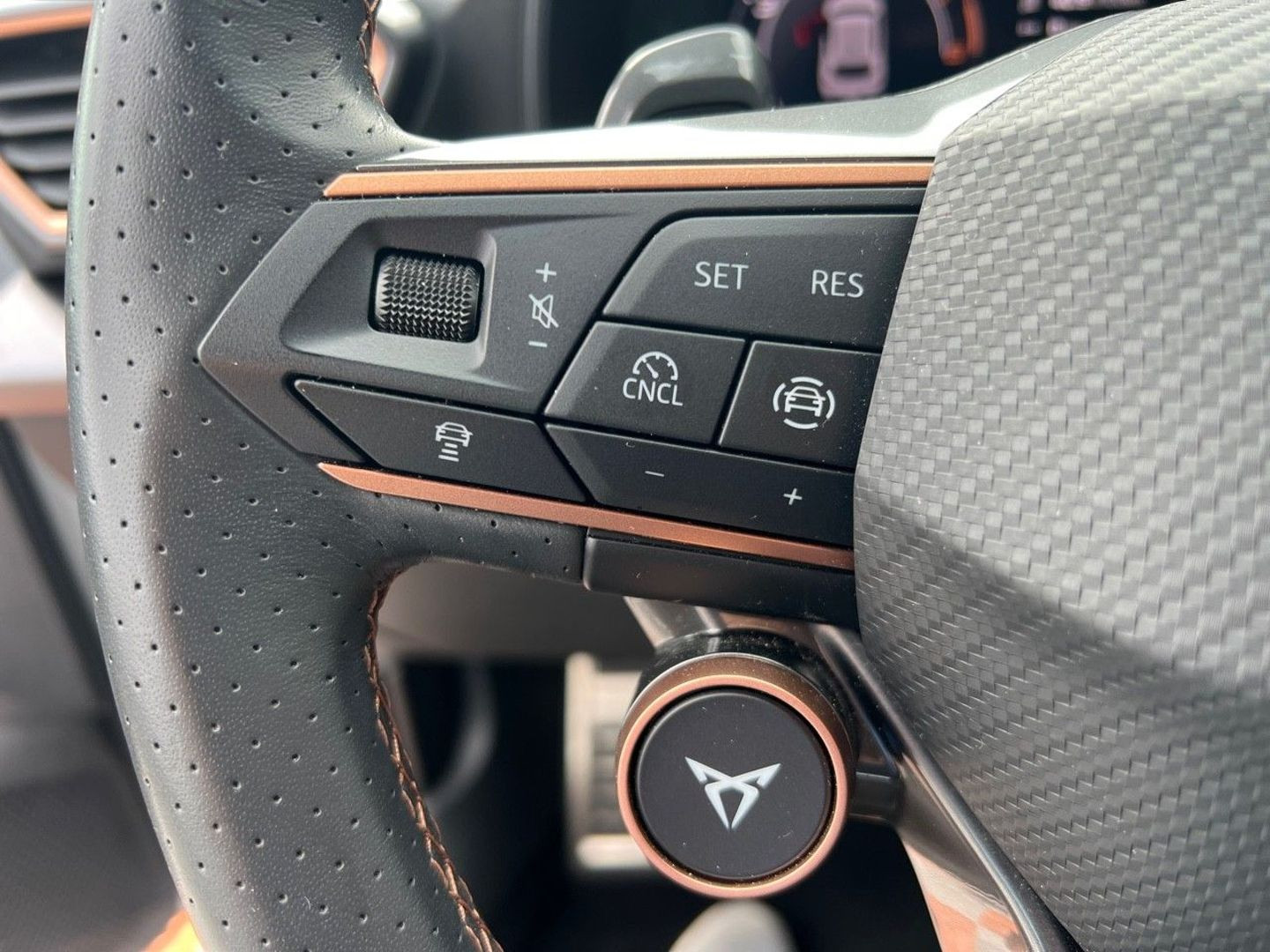 CUPRA Leon en vente à Cahors chez votre mandataire automobile