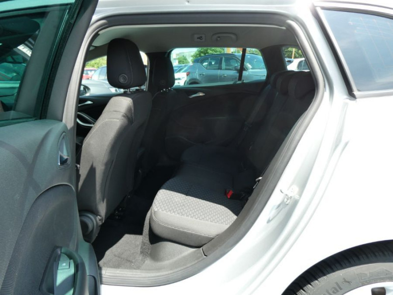 Photo 16 de l'offre de OPEL ASTRA SPORTS TOURER VI 1.2 TURBO 130 BVM6 EDITION GPS à 14950€ chez Mérignac auto