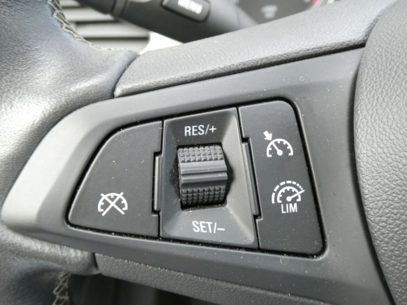 Photo 23 de l'offre de OPEL ASTRA SPORTS TOURER VI 1.2 TURBO 130 BVM6 EDITION GPS à 14950€ chez Mérignac auto