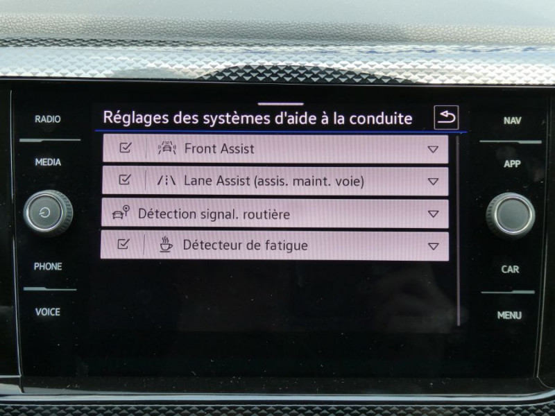Photo 24 de l'offre de VOLKSWAGEN TAIGO 1.0 TSI 110 BVA7 PACK GPS CLIM Auto SC Privacy Glass à 20950€ chez Mérignac auto