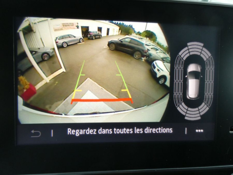 Photo 6 de l'offre de RENAULT TRAFIC L1H1 2.0 Blue dCi 130 BVM6 2.8T ADVANCE Camera 424€ HT/Mois à 26450€ chez Mérignac auto