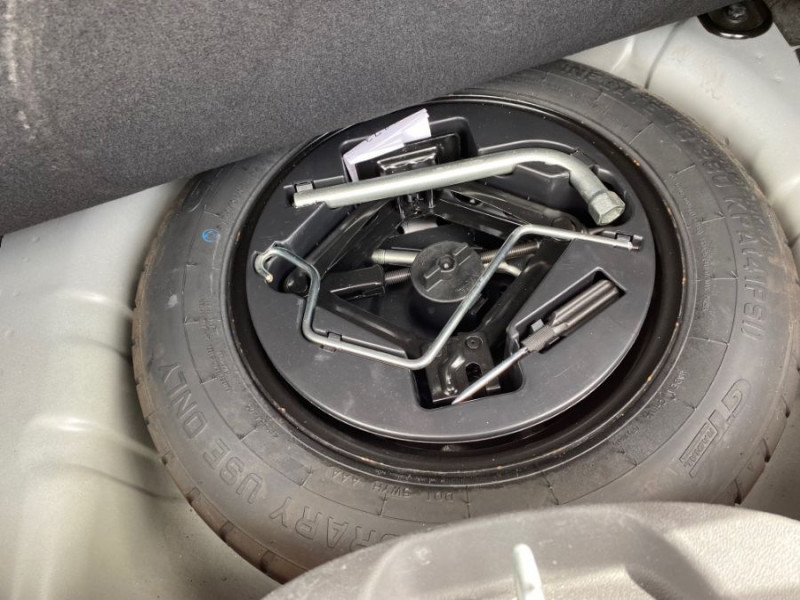 Photo 14 de l'offre de FIAT 500C 1.0 70 BVM6 HYBRID DOLCEVITA CarPlay à 12950€ chez Mérignac auto