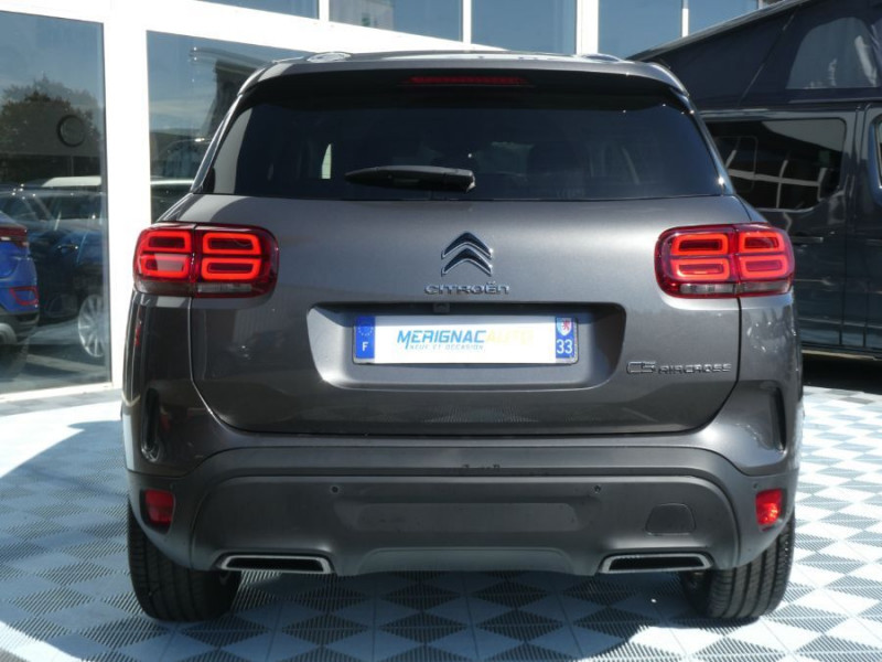 Photo 10 de l'offre de CITROEN C5 AIRCROSS 1.2 PureTech 130 EAT8 FEEL GPS Cockpit Camera JA18 Radars 1ère Main à 20450€ chez Mérignac auto