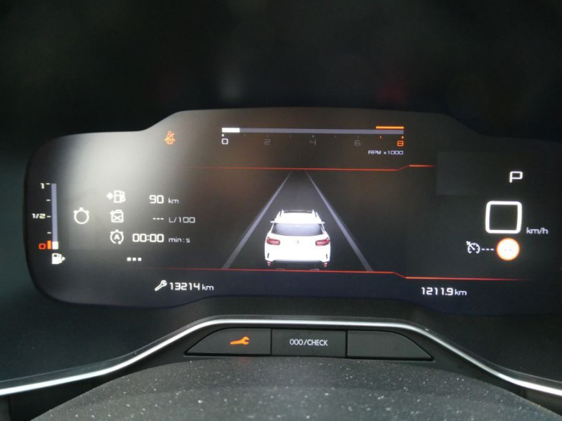 Photo 21 de l'offre de CITROEN C5 AIRCROSS 1.2 PureTech 130 EAT8 FEEL GPS Cockpit Camera JA18 Radars 1ère Main à 20450€ chez Mérignac auto