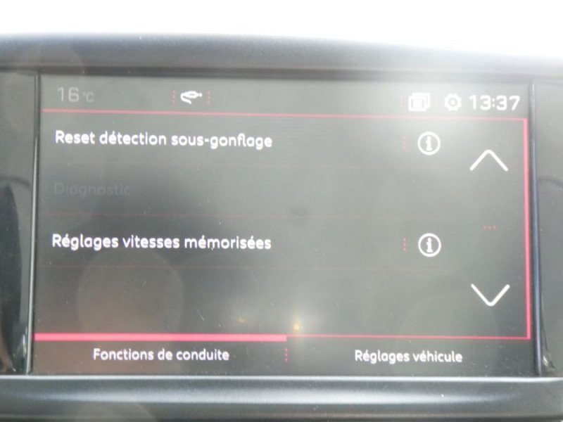 Photo 20 de l'offre de PEUGEOT 2008 1.2 PureTech 110 BVM6 Ph.2 GT LINE TOIT Pano Grip Control à 10450€ chez Mérignac auto
