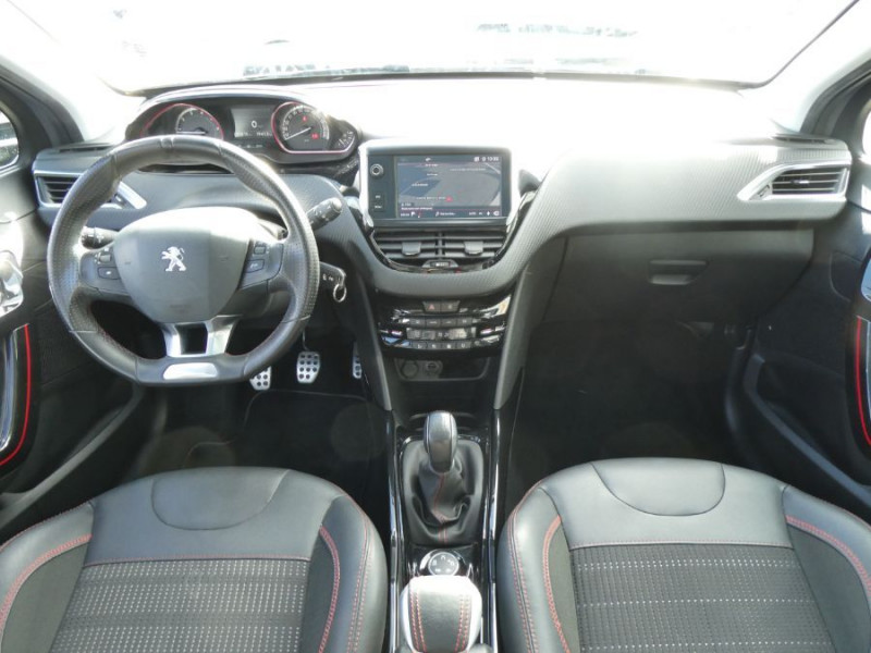 Photo 15 de l'offre de PEUGEOT 2008 1.2 PureTech 110 BVM6 Ph.2 GT LINE TOIT Pano Grip Control à 10450€ chez Mérignac auto